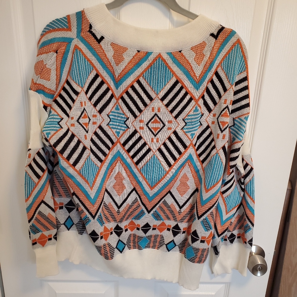 Aztec sweater - Picture 2 of 2